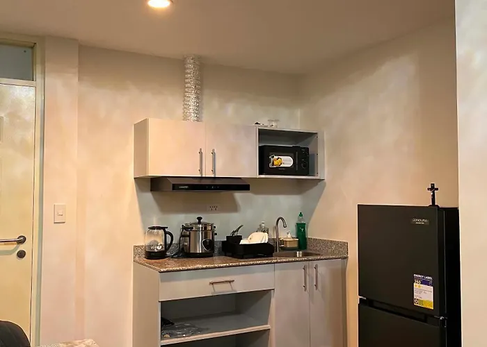 Teresitas Place At Amani Grand Near Mactan Airport 4* マクタン